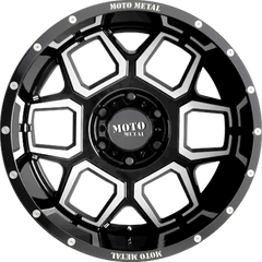 Moto Metal 20x10 MO981 Spade Gloss Black Machined -24mm