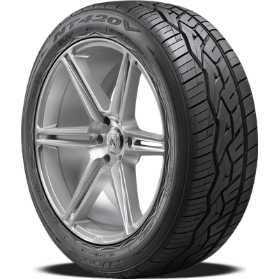 Nitto NT420V 305/50R22 124S