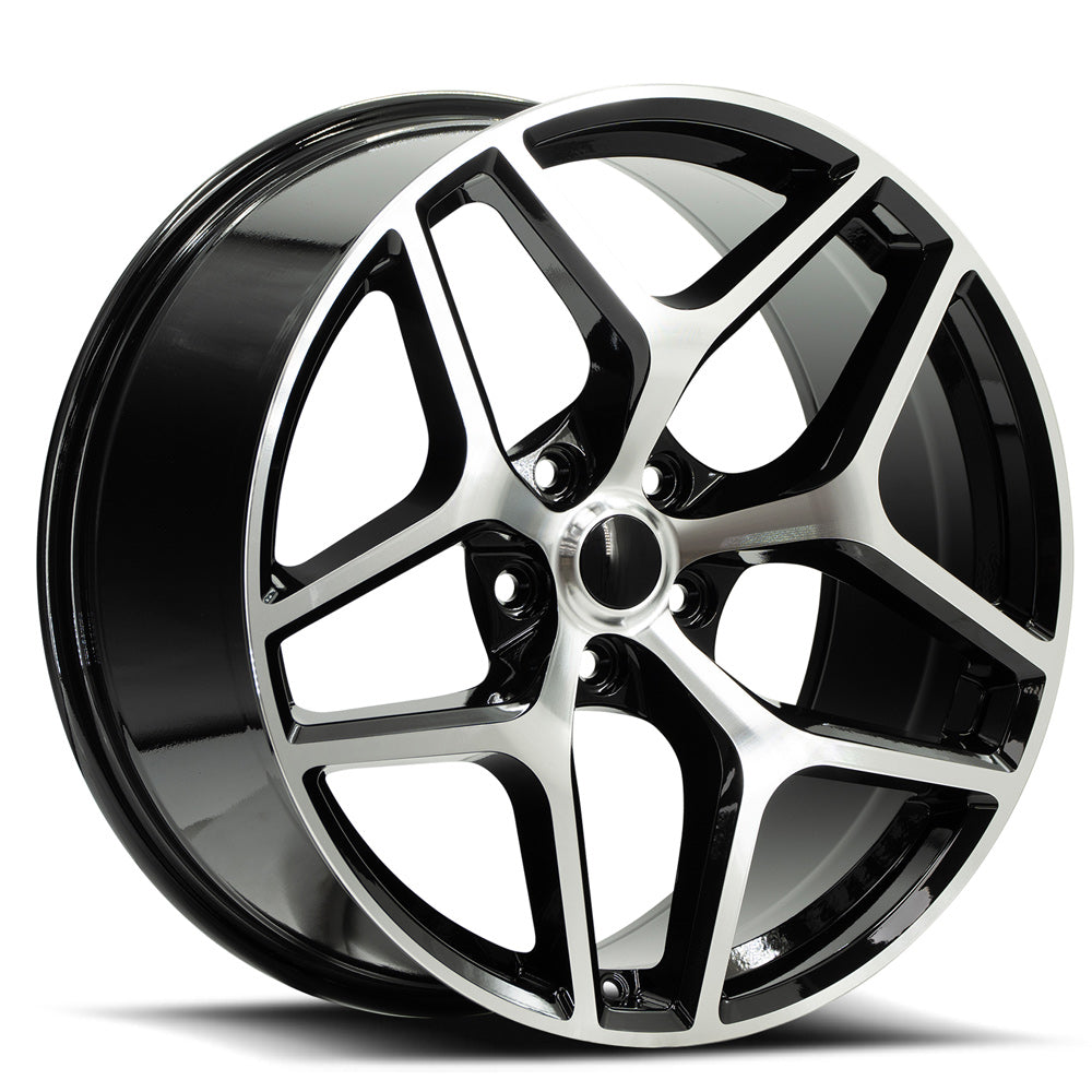 O.E. Revolution 20x9 Z28 Gloss Black & Machined +30mm